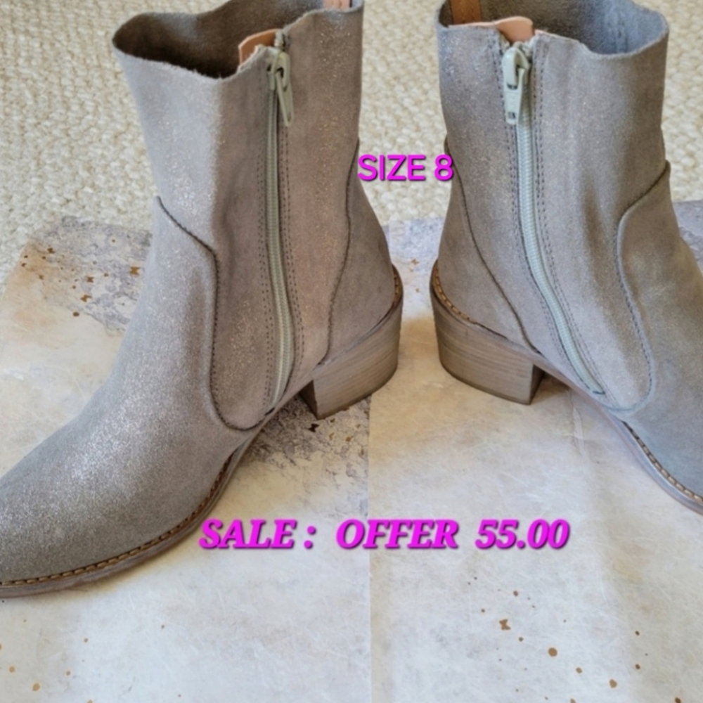 Diba true majestic suede ankle boot size 8